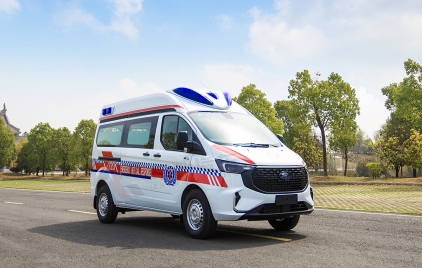 新款福特V362中轴中顶板材监护型救护车